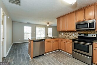 4287 Sanders Rd in Powder Springs, GA - Building Photo - Building Photo