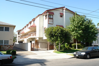 937 N Louise St in Glendale, CA - Foto de edificio - Building Photo