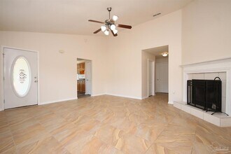 4715 Frances St, Unit 6B in Milton, FL - Building Photo - Building Photo