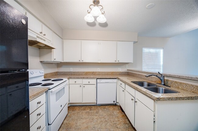 property at 13483 Garden Grove