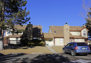 Cricket Townhomes in Aurora, CO - Building Photo - Building Photo