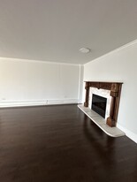 1350 N Dearborn St, Unit 2BD in Chicago, IL - Building Photo