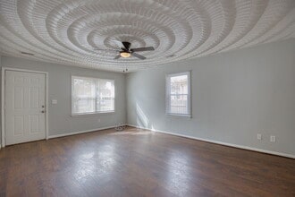 2902 Princeton Ave in Chesapeake, VA - Building Photo - Building Photo