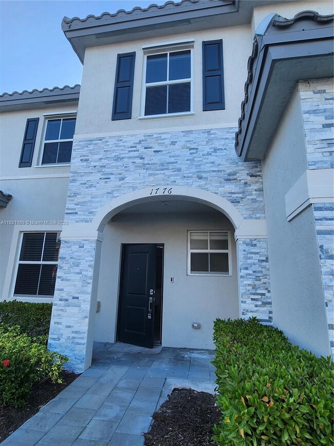 property at 1776 SE 27th Rd