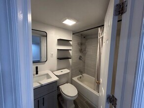 137 Wittberg St in Brentwood, NY - Building Photo - Building Photo