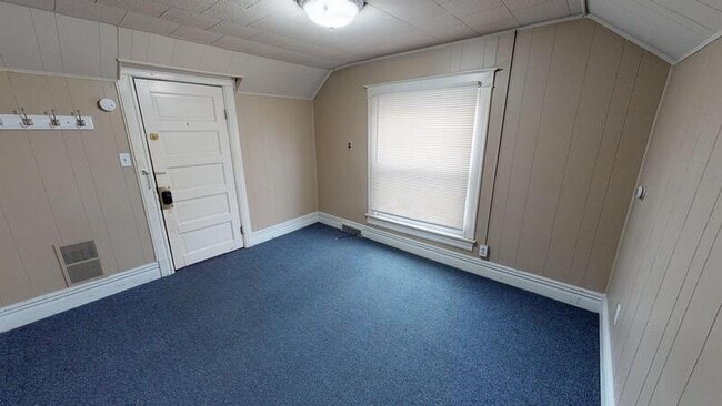 706 Emmet St in Ypsilanti, MI - Building Photo - Building Photo