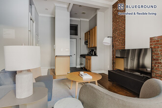 7 E 75th St, Unit FL3-ID1615 in New York, NY - Building Photo - Building Photo