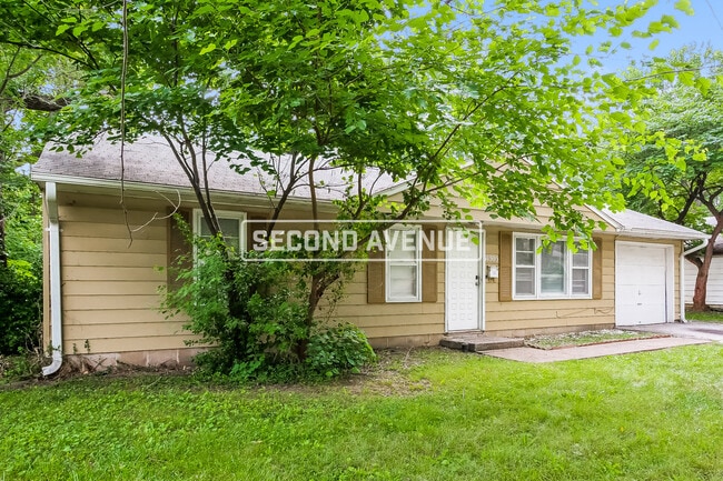 11305 Marsh Ave in Kansas City, MO - Building Photo - Building Photo