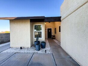 1658 W Las Lomas St in Yuma, AZ - Building Photo - Building Photo