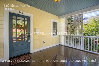 140 Murdock Ave in Asheville, NC - Foto de edificio - Building Photo