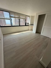 343 Hobron Ln, Unit 1403 in Honolulu, HI - Foto de edificio - Building Photo