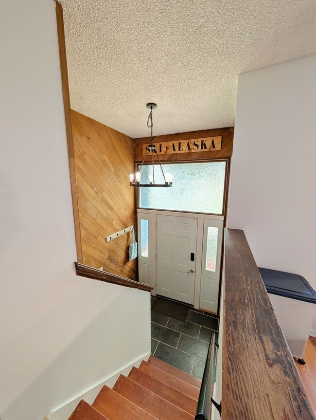 8221 Birch Ln in Juneau, AK - Building Photo - Building Photo