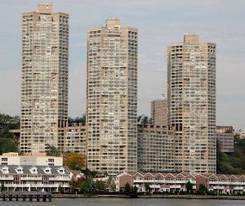 The Galaxy Towers in Guttenberg, NJ - Foto de edificio - Building Photo