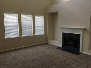 11318 Huntington Meadow Ln in Charlotte, NC - Building Photo - Building Photo