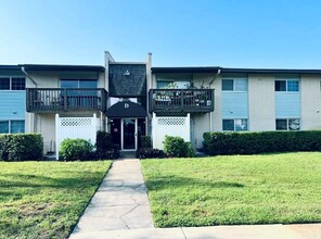 1695 Lee Rd in Winter Park, FL - Building Photo - Building Photo