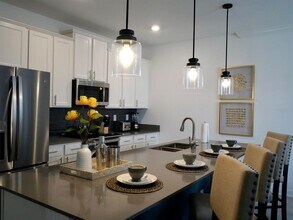 956 Leader St in Davenport, FL - Building Photo - Building Photo