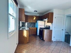 6734 W Dakin St in Chicago, IL - Building Photo - Building Photo