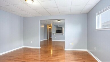 4002 Oakford Ave in Baltimore, MD - Foto de edificio - Building Photo