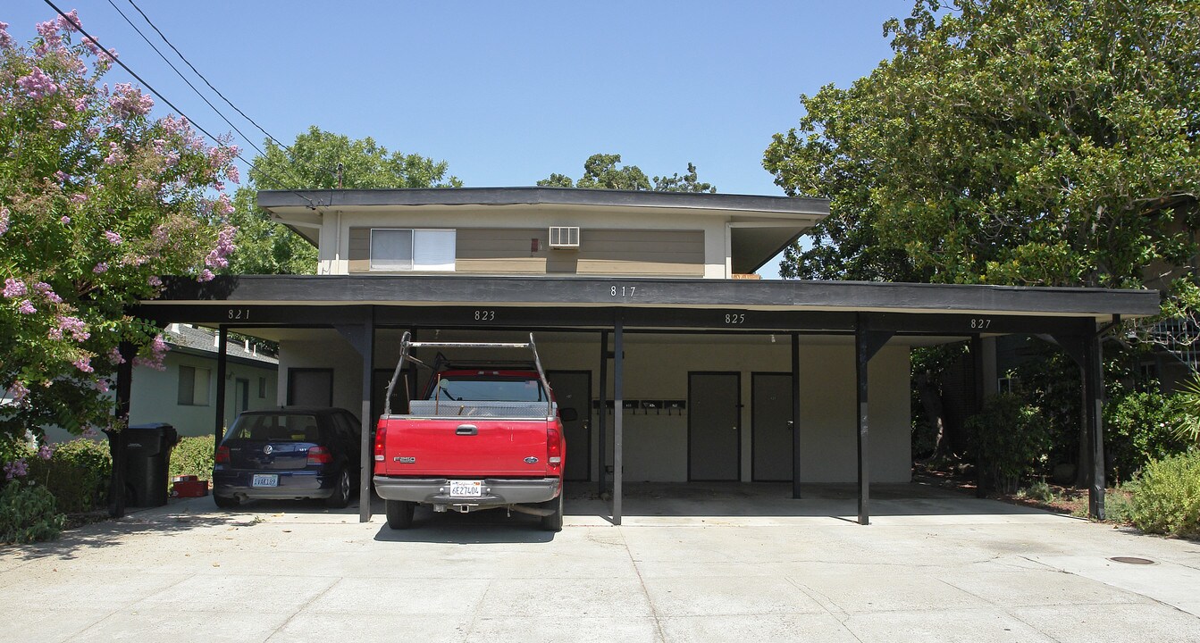 811-815 Robinson St in Martinez, CA - Building Photo