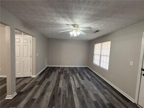 3483 Waldrop Trail in Decatur, GA - Foto de edificio - Building Photo