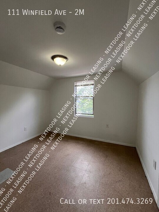 111 Winfield Ave-Unit -2M in Jersey City, NJ - Building Photo