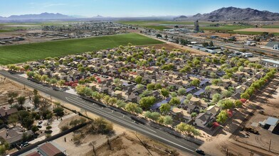 Townhomes on Earley in Casa Grande, AZ - Foto de edificio - Building Photo