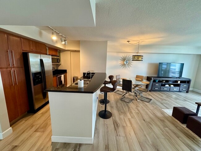 3232 Coral Wy in Miami, FL - Building Photo - Building Photo