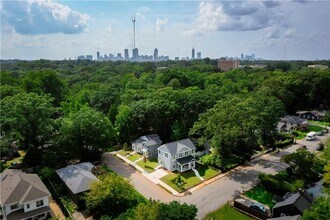 629 Stokeswood Ave SE in Atlanta, GA - Building Photo - Building Photo