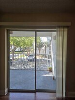 5780 Rock Island Rd in Tamarac, FL - Building Photo