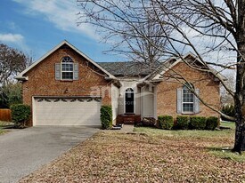 1212 Wembley Ct in Gallatin, TN - Building Photo