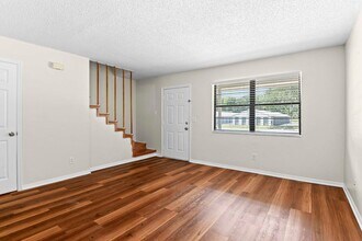 2017 N Kelley Ave in Kissimmee, FL - Building Photo - Building Photo