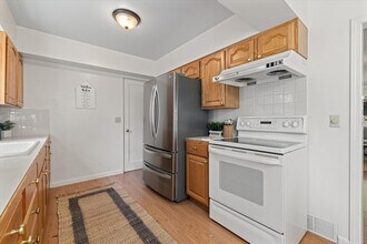 15701 Stone Ave N in Shoreline, WA - Building Photo - Building Photo