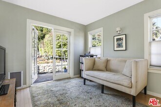 1423 McCollum St in Los Angeles, CA - Building Photo - Building Photo