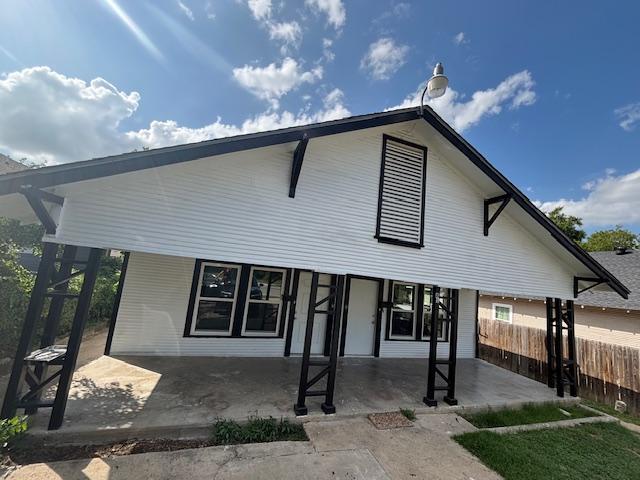 property at 818 NW 16th St