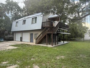 104 Park Ave in San Mateo, FL - Building Photo - Building Photo