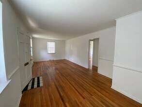 113 S Elm Ave in Highland Springs, VA - Building Photo - Building Photo