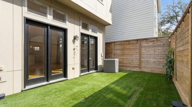 property at 1103 Summer St