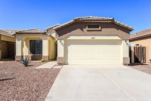 2650 E Morenci Rd in San Tan Valley, AZ - Building Photo