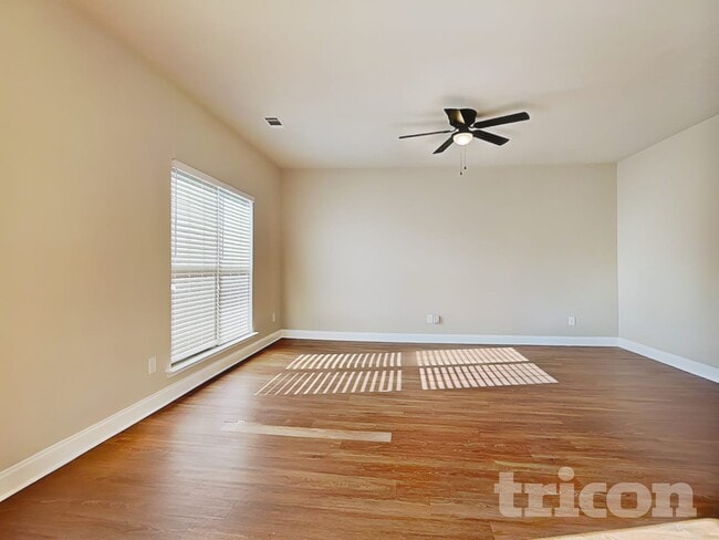 667 Dandelion Row in Aiken, SC - Foto de edificio - Building Photo