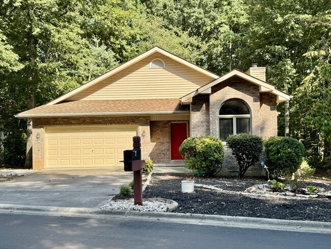 property at 310 Paoli Trce