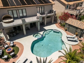 56 Myrtle Beach Dr in Henderson, NV - Building Photo