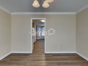 1 Rosebank Ct in Greensboro, NC - Building Photo - Building Photo