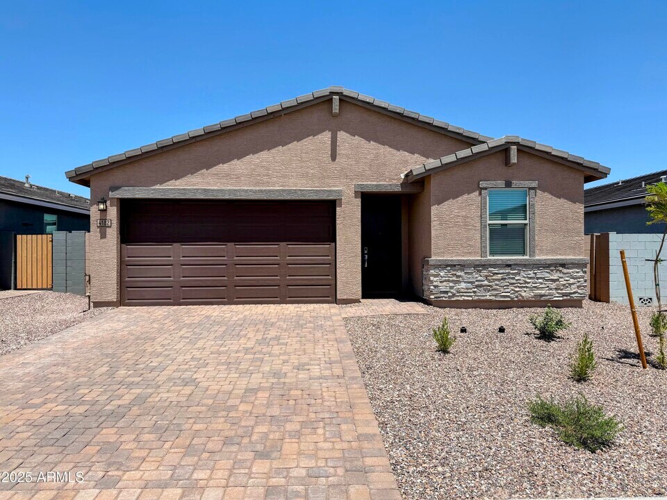 4182 W Lisa Ln in San Tan Valley, AZ - Building Photo