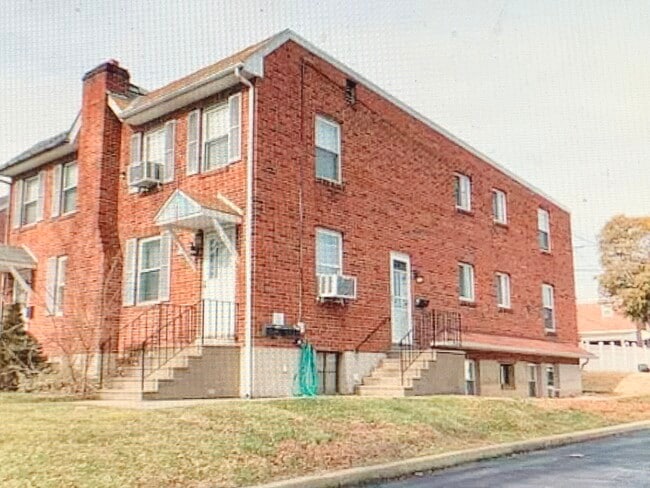 238 E 11th Ave, Unit 1 in Conshohocken, PA - Building Photo - Building Photo