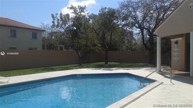 11830 SW 80th St-Unit -416 in Miami, FL - Building Photo - Building Photo