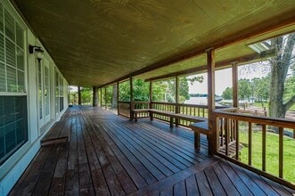 102 Northwood Pl in Enchanted Oaks, TX - Building Photo - Building Photo