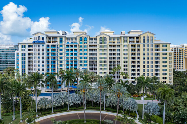 Grand Bay Residences in Key Biscayne, FL - Foto de edificio - Building Photo