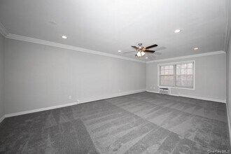 63 Island Blvd in Bohemia, NY - Building Photo - Building Photo