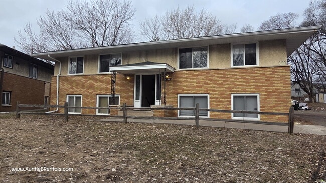 property at 4550 Madison St NE