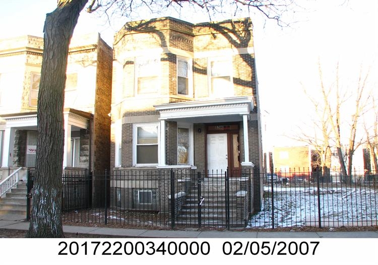 5744 S Sangamon St in Chicago, IL - Building Photo